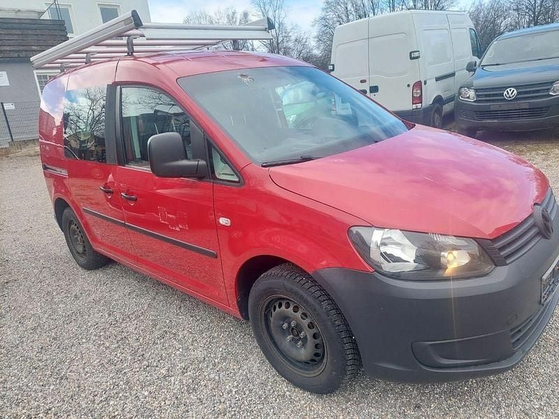 Gebraucht VW Caddy 75 PS (55 kW) 2014 Rot Van / Kleinbus