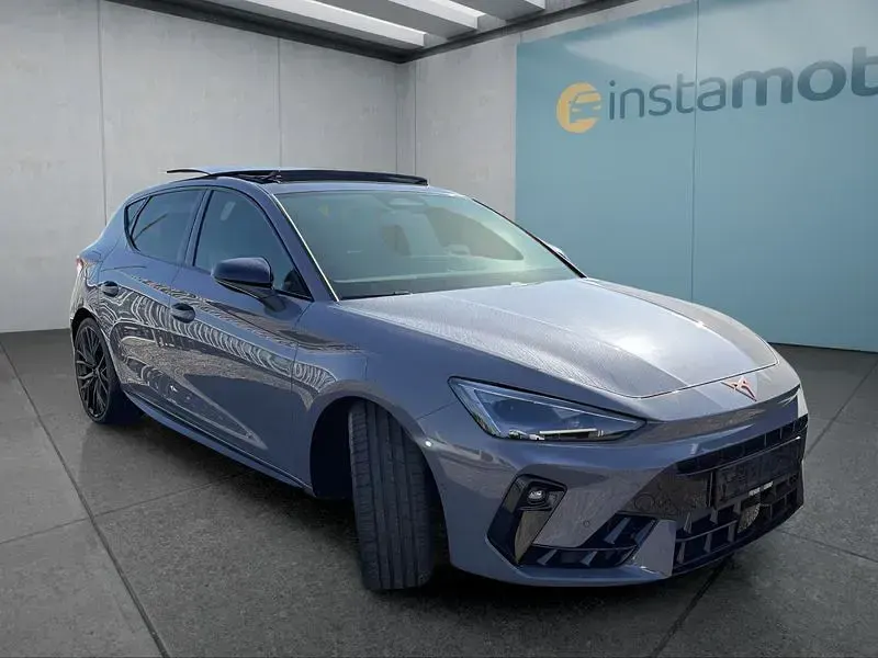 Ny Cupra Leon VZ 300 HK (220 kW) 2026 Grå Hatchback