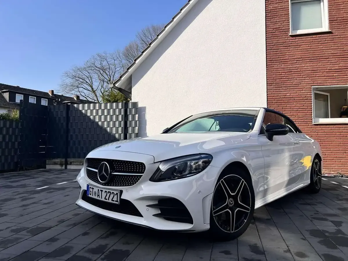Gebraucht Mercedes C200 AMG line 184 PS (135 kW) 2021 Cabrio