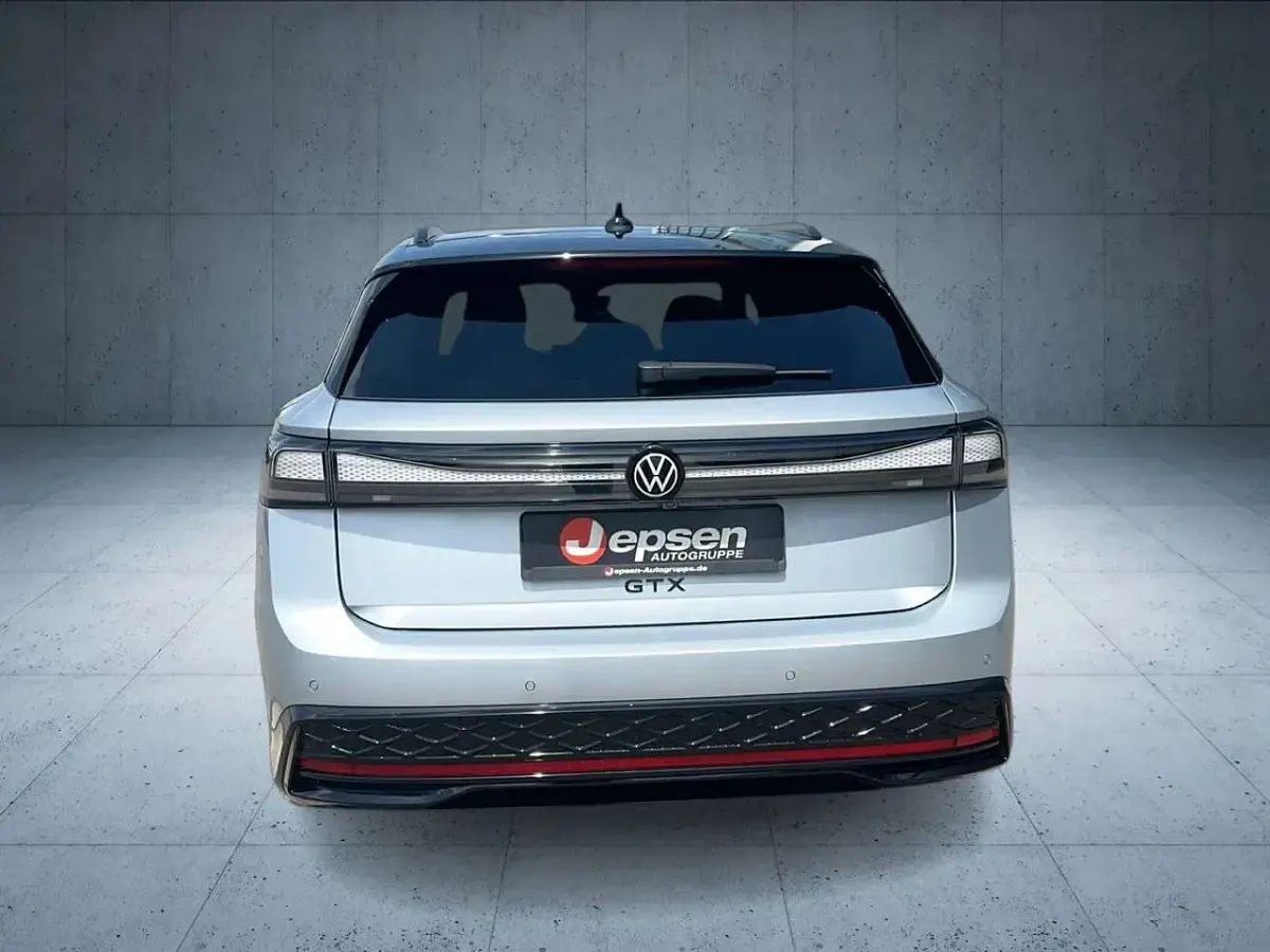Gebraucht VW ID.7 GTX 250 kW (340 PS) 2025 Scale silver metallic schwarz Kombi