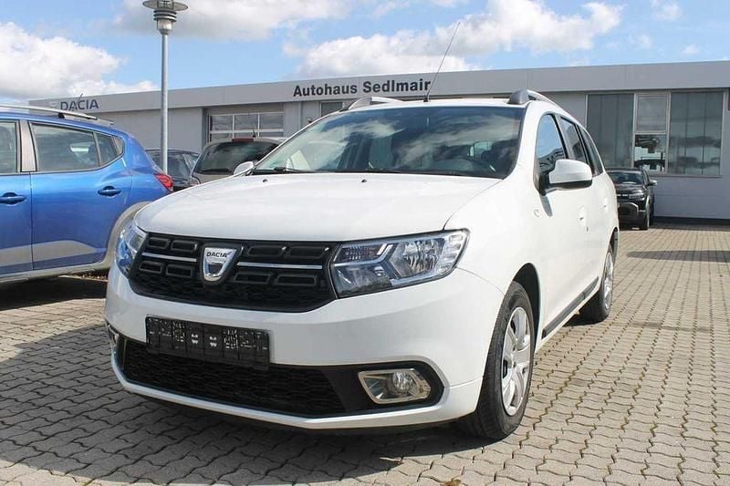 Weiß Gebraucht 2017 Dacia Logan Lauréate Limousine | 8.400 € (Fairer Preis) - Bild 1/4