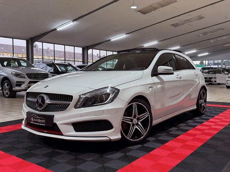 Gebraucht Mercedes A250 AMG 211 PS (155 kW) 2015 Calcitweiss/zirrusweiss Limousine