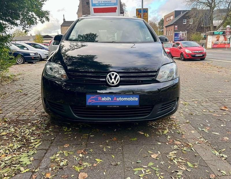 Schwarz Gebraucht 2013 VW Golf VI Trendline Limousine | 8.500 € (Fairer Preis) - Bild 1/4