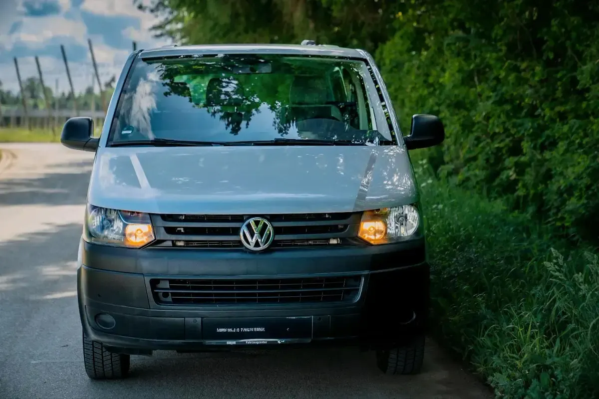 Gebraucht VW Transporter 140 PS (102 kW) 2014 Grau Van