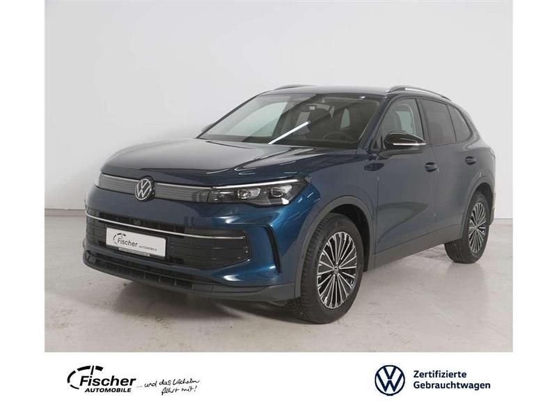 Blau Gebraucht 2025 VW Tiguan Goal SUV | 35.480 € (Superpreis) - Bild 1/3