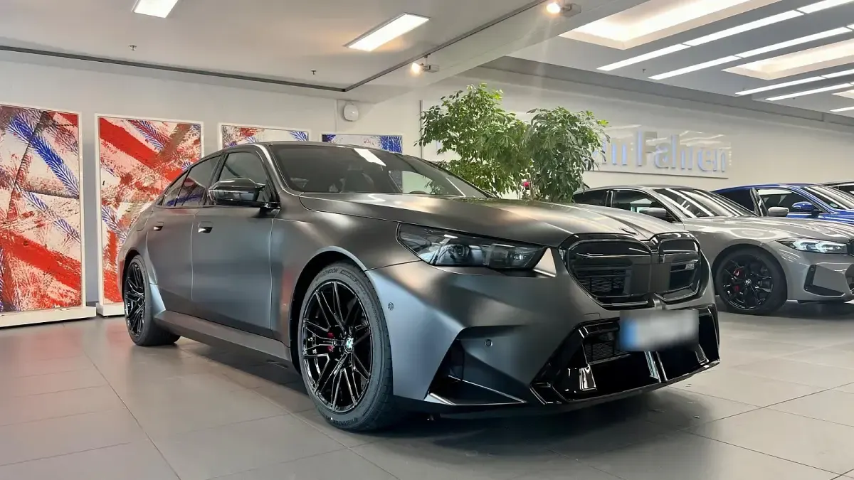 Neu BMW M5 585 PS (430 kW) 2025 Schwarz Limousine