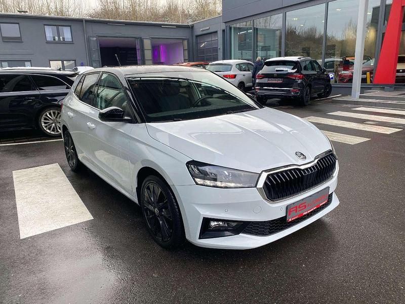 Gebraucht Skoda Fabia Style 95 PS (69 kW) 2022 Moonweiss metallic Limousine