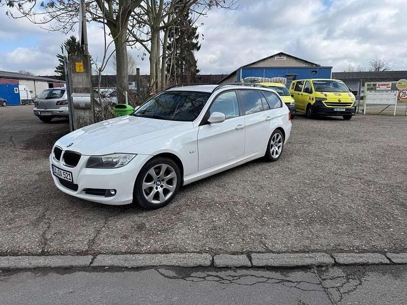 Gebraucht BMW 318 143 PS (105 kW) 2009 Kombi