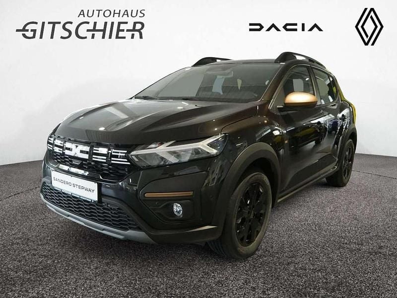Perlmuttschwarz metallic Gebraucht 2025 Dacia Sandero Extreme Kleinwagen | 19.900 € (Etwas zu teuer) - Bild 1/4