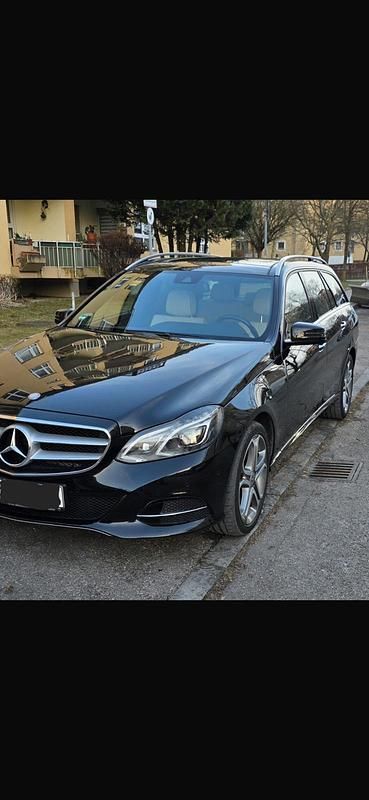 Usata Mercedes E350 252 CV (185 kW) 2013 Nero Station wagon