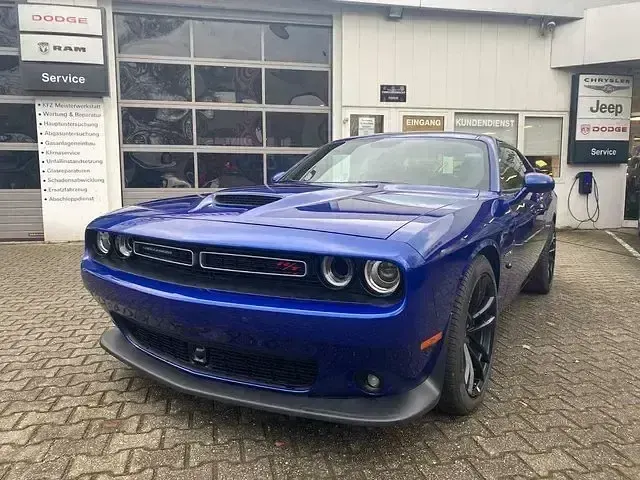 Usata Dodge Challenger 377 CV (277 kW) 2023 Blu Coupé