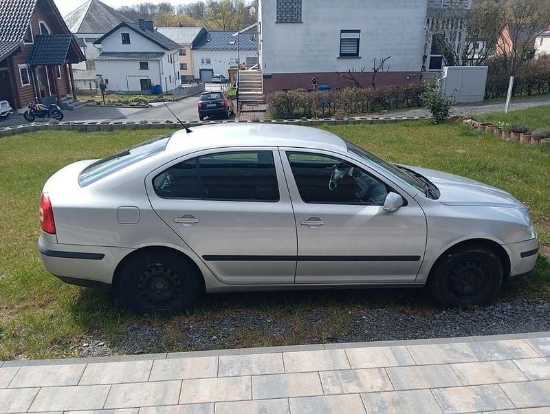 Gebraucht Skoda Octavia Elegance 116 PS (85 kW) 2006 Silber Limousine