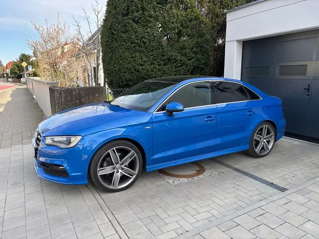 Gebraucht Audi A3 S-Line 179 PS (131 kW) 2015 Blau Limousine