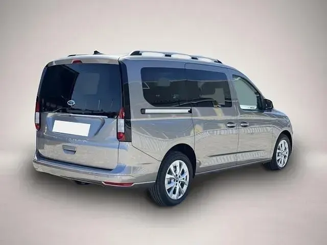 Neu Ford Tourneo Titanium 116 PS (85 kW) 2026 Manufacturer Van / Kleinbus