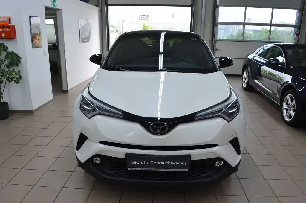Gebraucht Toyota C-HR Style 116 PS (85 kW) 2016 Weiß SUV