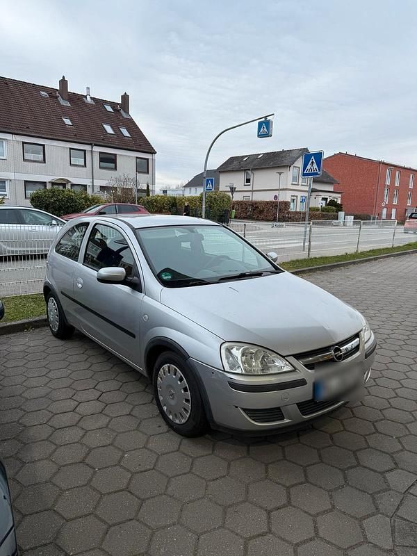 Gebraucht Opel Corsa 75 PS (55 kW) 2004 Silber Kleinwagen