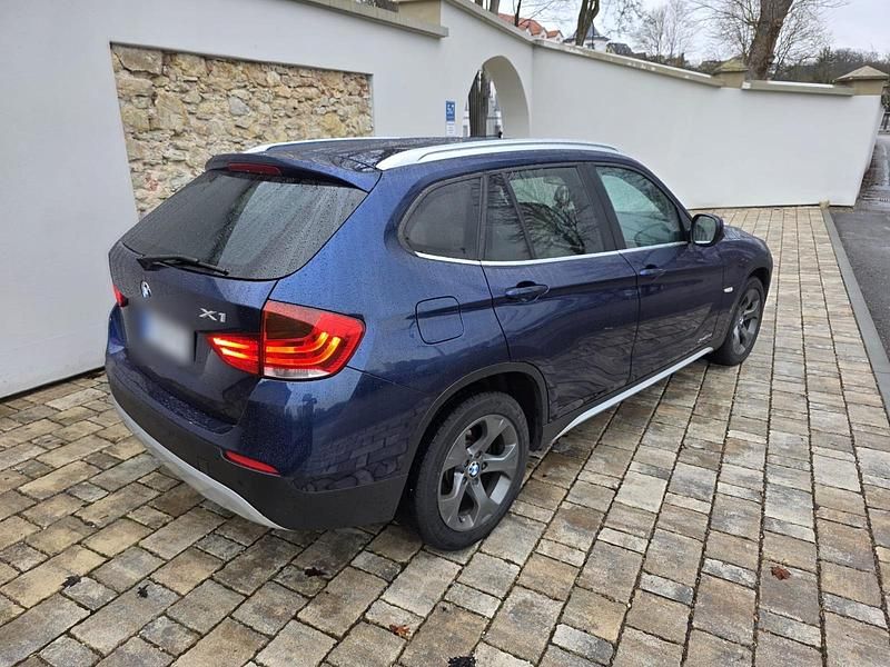 Gebraucht BMW X1 204 PS (150 kW) 2011 Blau SUV