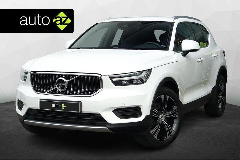 Weiß Gebraucht 2020 Volvo XC40 Inscription SUV | 22.900 € (Superpreis) - Bild 1/4