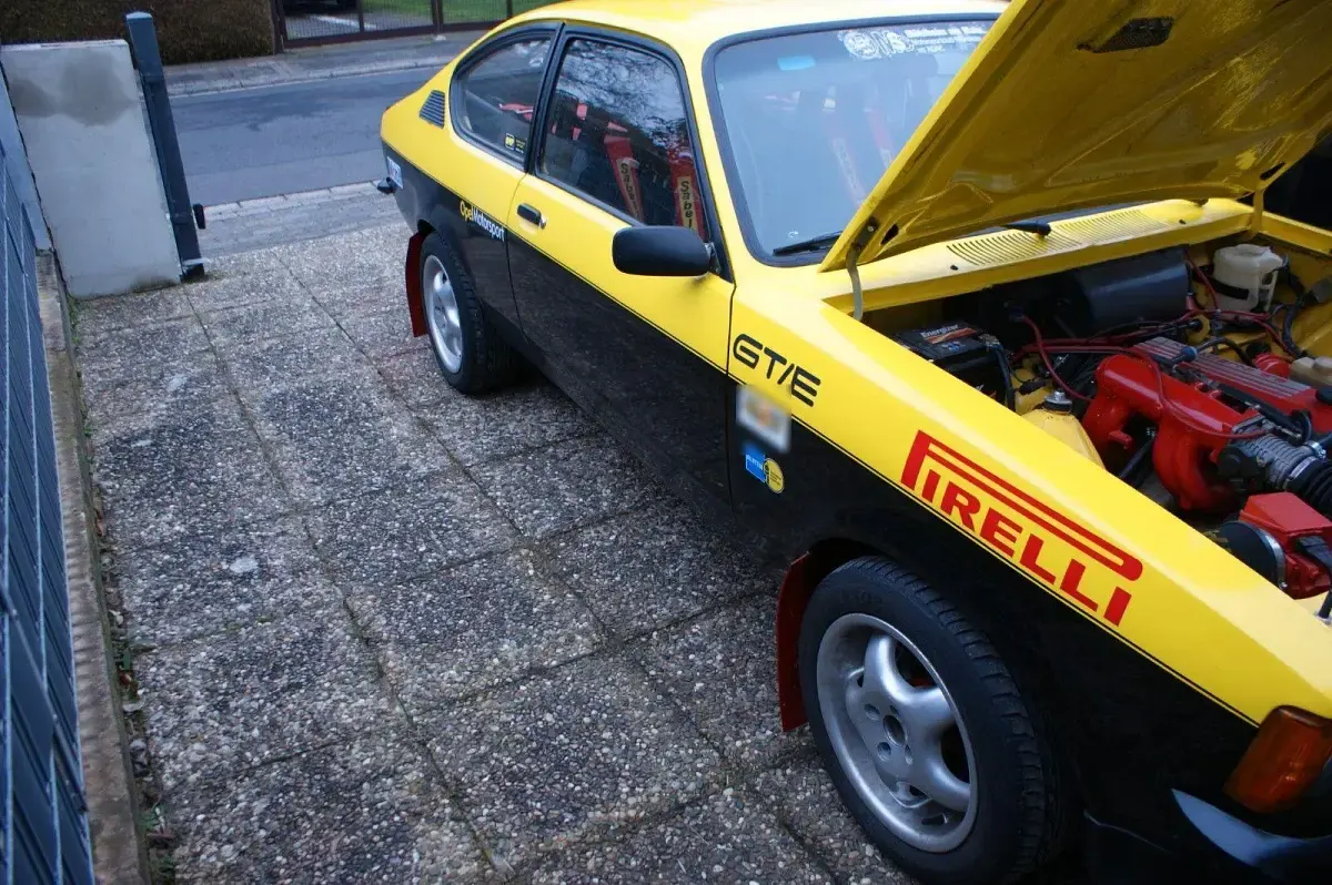 Gebraucht Opel Kadett 114 PS (83 kW) 1979 Gelb Coupé