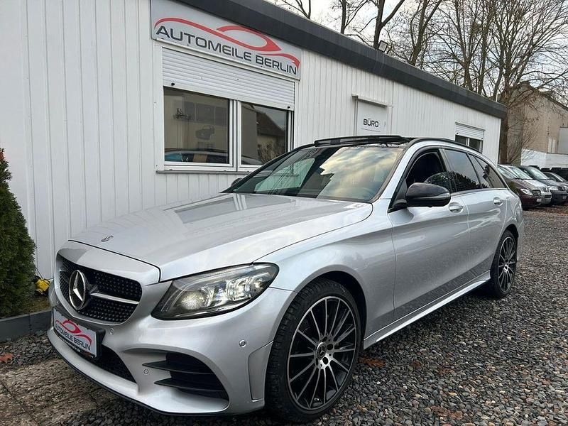 Silber Gebraucht 2019 Mercedes C220 AMG line Limousine | 18.900 € (Etwas zu teuer) - Bild 1/4