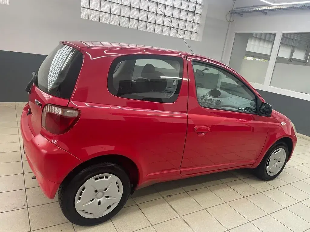 Gebraucht Toyota Yaris Sol 86 PS (63 kW) 2000 Other Limousine