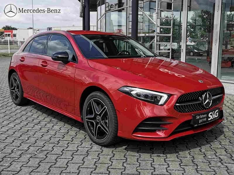 Gebraucht Mercedes A250 AMG 160 PS (117 kW) 2022 Manufaktur lack manufaktur patag Limousine
