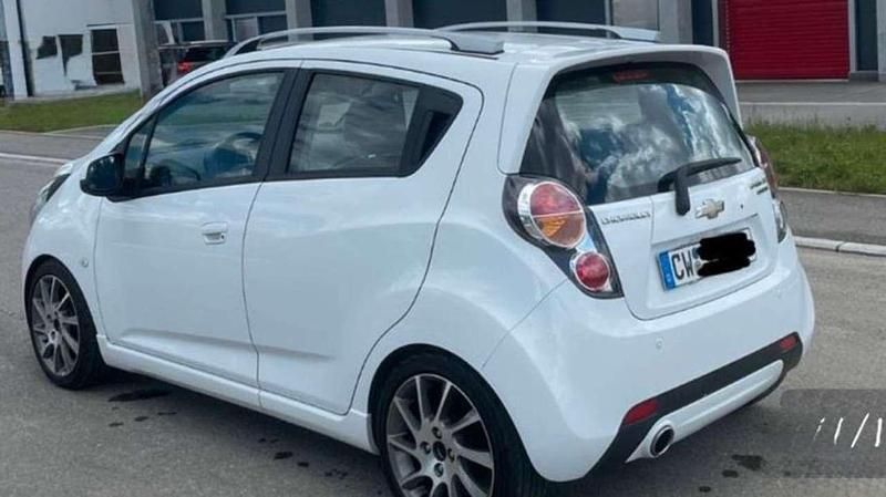 Gebraucht Chevrolet Spark LTZ 82 PS (60 kW) 2012 Weiß Kleinwagen