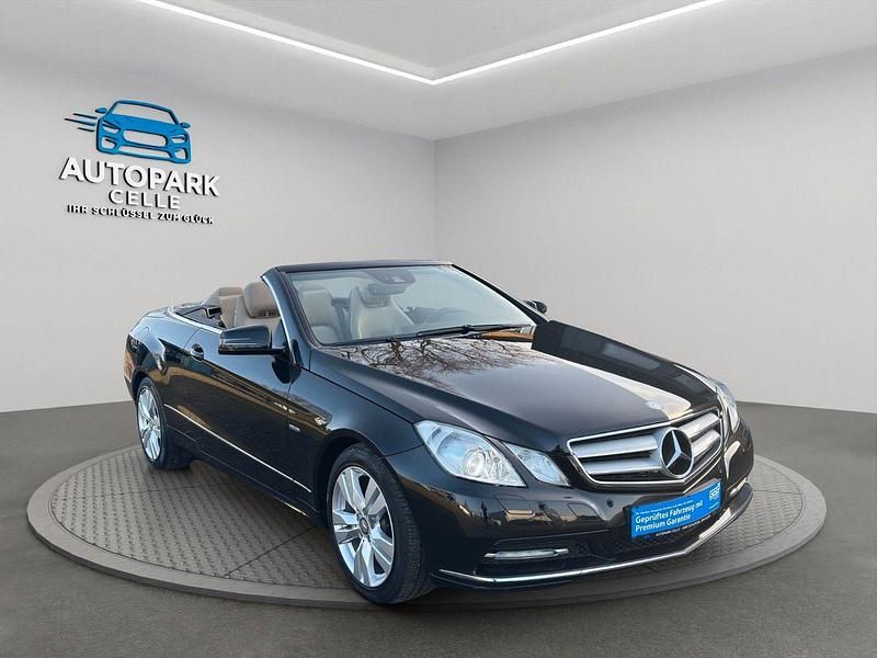 Gebraucht Mercedes E200 Avantgarde 184 PS (135 kW) 2011 Schwarz Cabrio