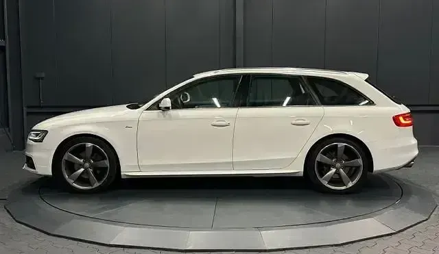 Gebraucht Audi A4 S-Line 170 PS (125 kW) 2013 Ibisweiß Kombi