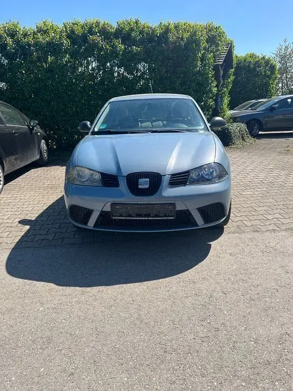 Second-hand Seat Ibiza 60 CP (44 kW) 2007 Albastru Hatchback
