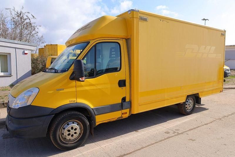 Gebraucht Iveco Daily 106 PS (77 kW) 2012 Gelb Van / Kleinbus