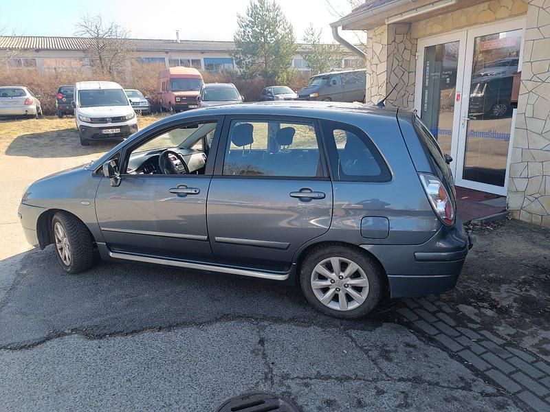 Gebraucht Suzuki Liana 106 PS (77 kW) 2006 Blau Kombi