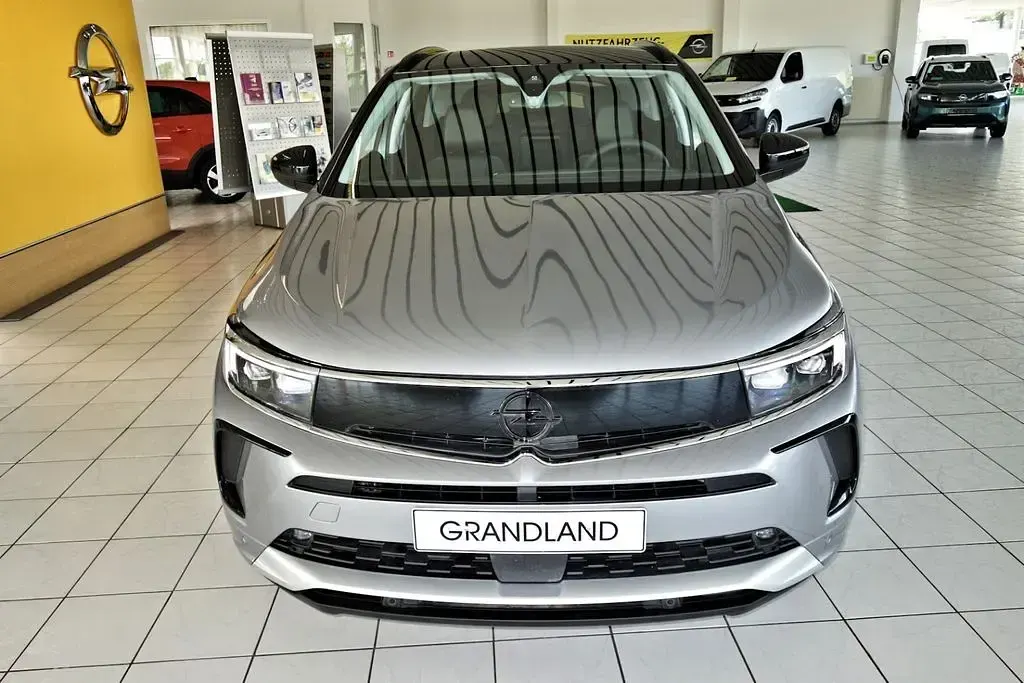 Neu Opel Grandland X 131 PS (96 kW) 2025 Grau SUV