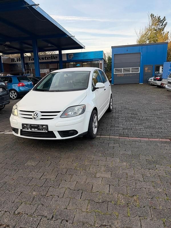 Weiß Gebraucht 2007 VW Golf V Limousine | 4.999 € (Fairer Preis) - Bild 1/4