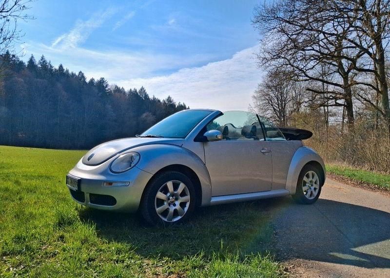 Gebraucht VW New Beetle 102 PS (75 kW) 2008 Silber Kleinwagen
