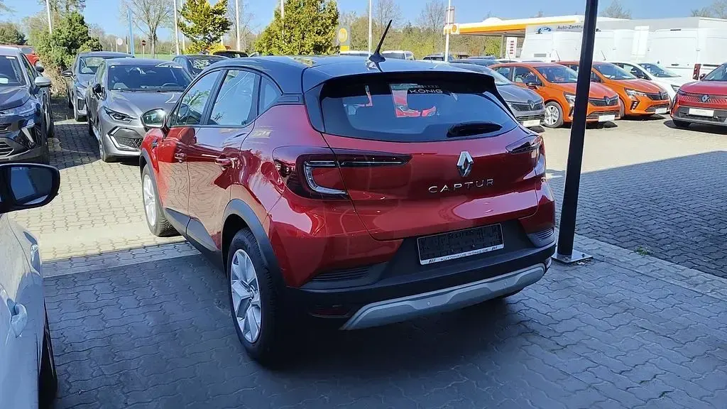 Occasion Renault Captur Equilibre 91 ch (66 kW) 2023 Rouge SUV