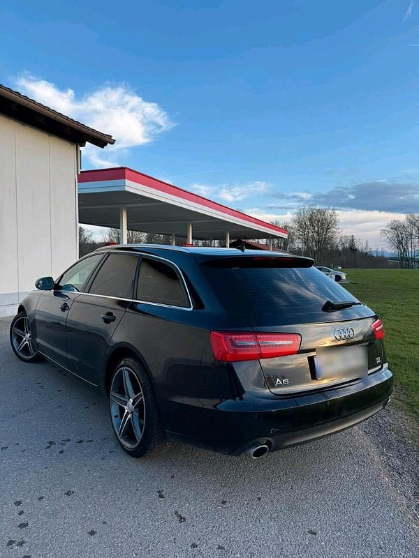Gebraucht Audi A6 205 PS (150 kW) 2011 Schwarz Kombi