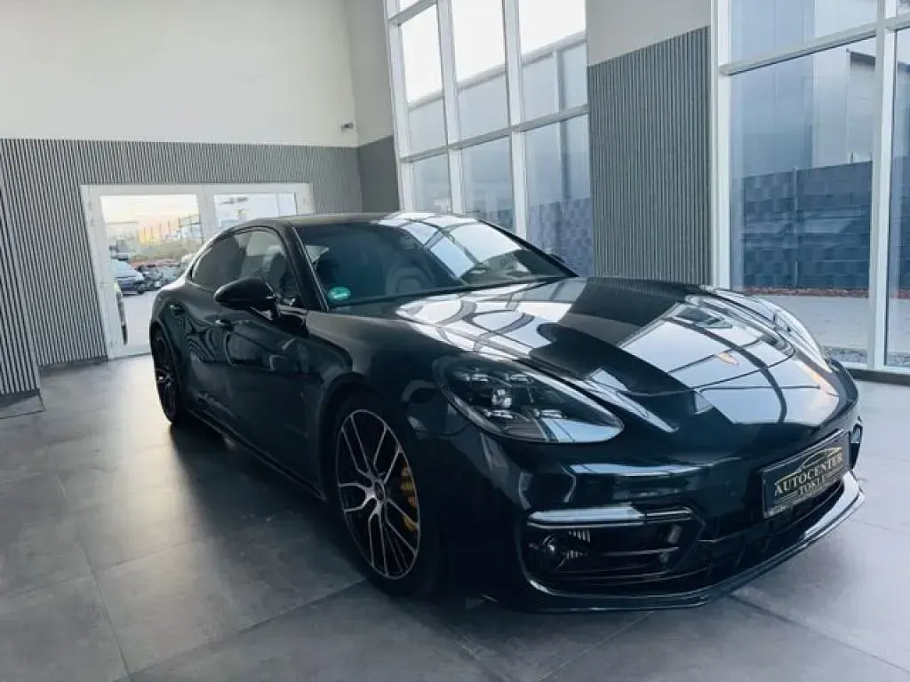 Gebraucht Porsche Panamera Turbo S 630 PS (463 kW) 2021 Tiefschwarz (metallic) Kleinwagen
