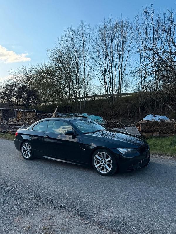 Gebraucht BMW 335 Cabriolet 306 PS (225 kW) 2007 Schwarz Cabrio