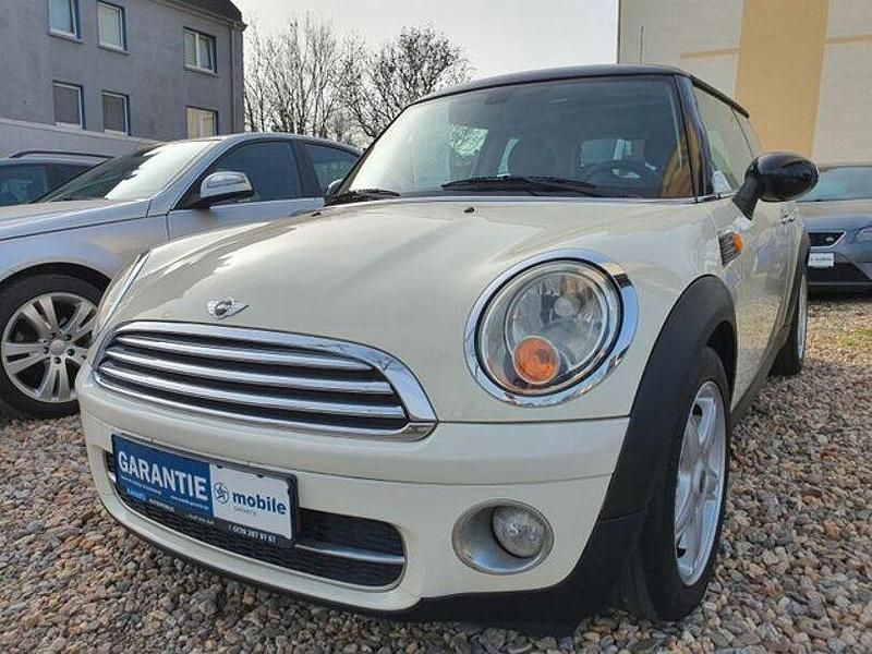 Gebraucht Mini Cooper D Pepper 109 PS (80 kW) 2007 Weiß Kleinwagen