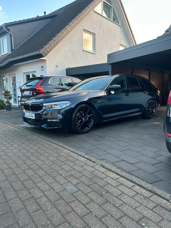Gebraucht 2018 BMW 530 M Sport Kombi | 35.850 € - Bild 1/4