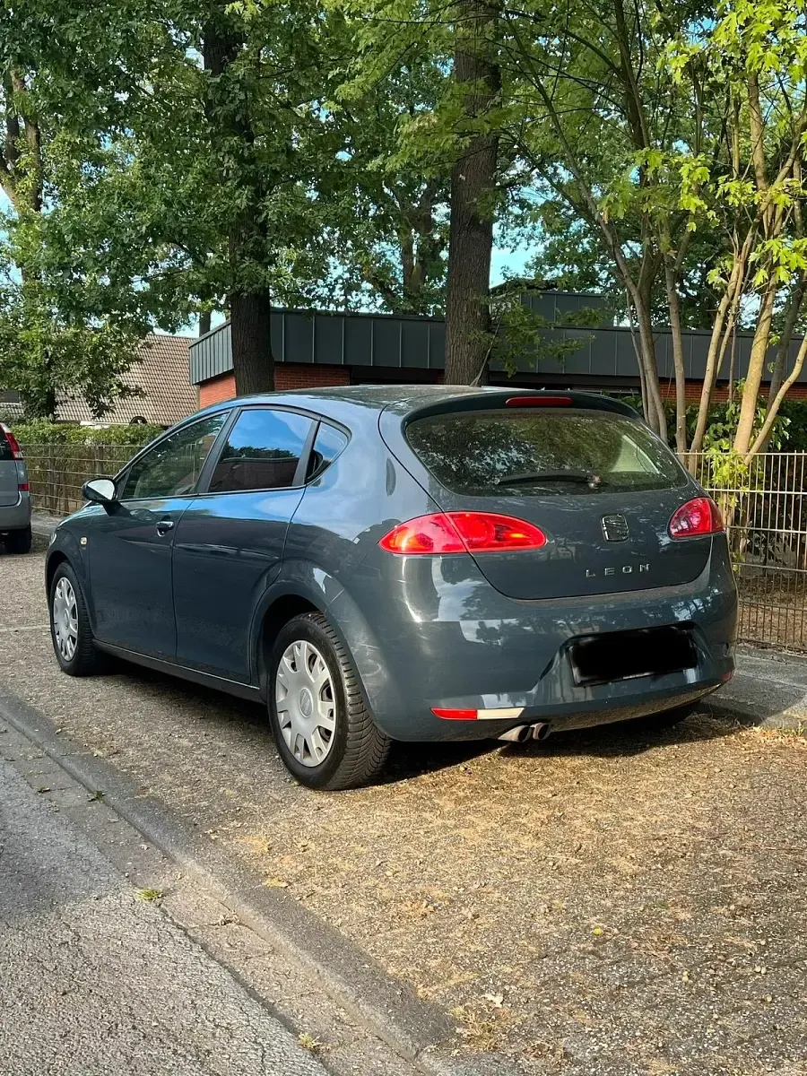Gebraucht Seat Leon 122 PS (89 kW) 2009 Silber Kleinwagen