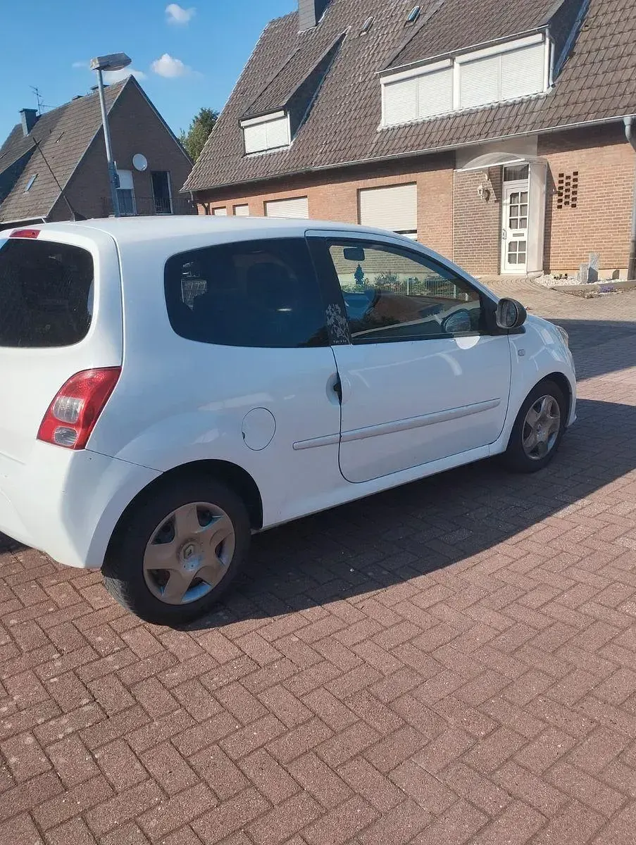 Gebraucht Renault Twingo Night&Day 76 PS (55 kW) 2009 Weiß Kleinwagen