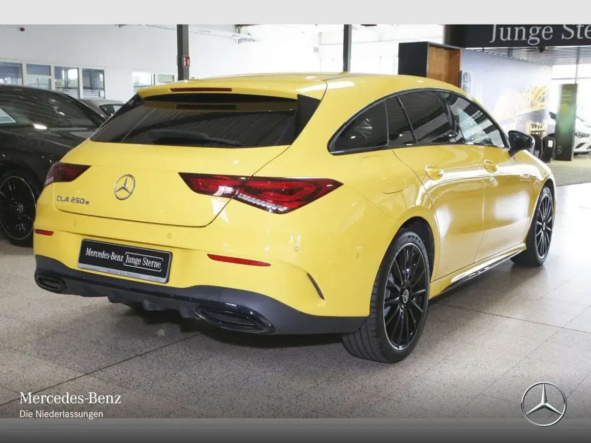 Gebraucht Mercedes CLA250e AMG 160 PS (117 kW) 2020 Sonnengelb Coupé