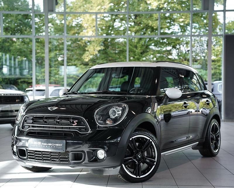Schwarz Gebraucht 2014 Mini John Cooper Works Countryman SUV | 14.800 € (Fairer Preis) - Bild 1/3