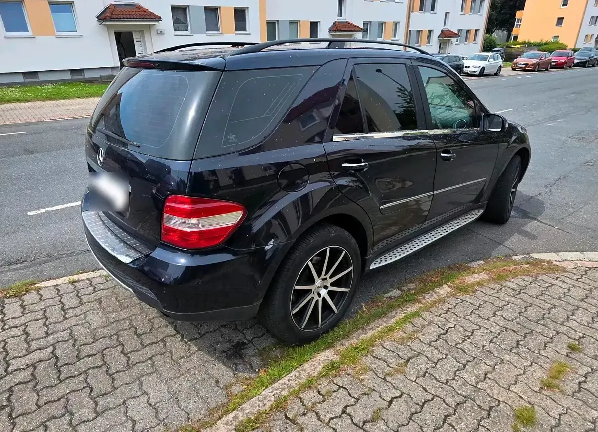 Gebraucht Mercedes ML420 306 PS (225 kW) 2006 Blau SUV