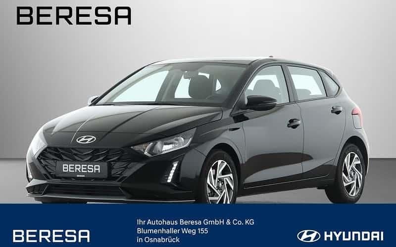 Schwarz Neu 2025 Hyundai i20 Limousine | 19.980 € (Superpreis) - Bild 1/4