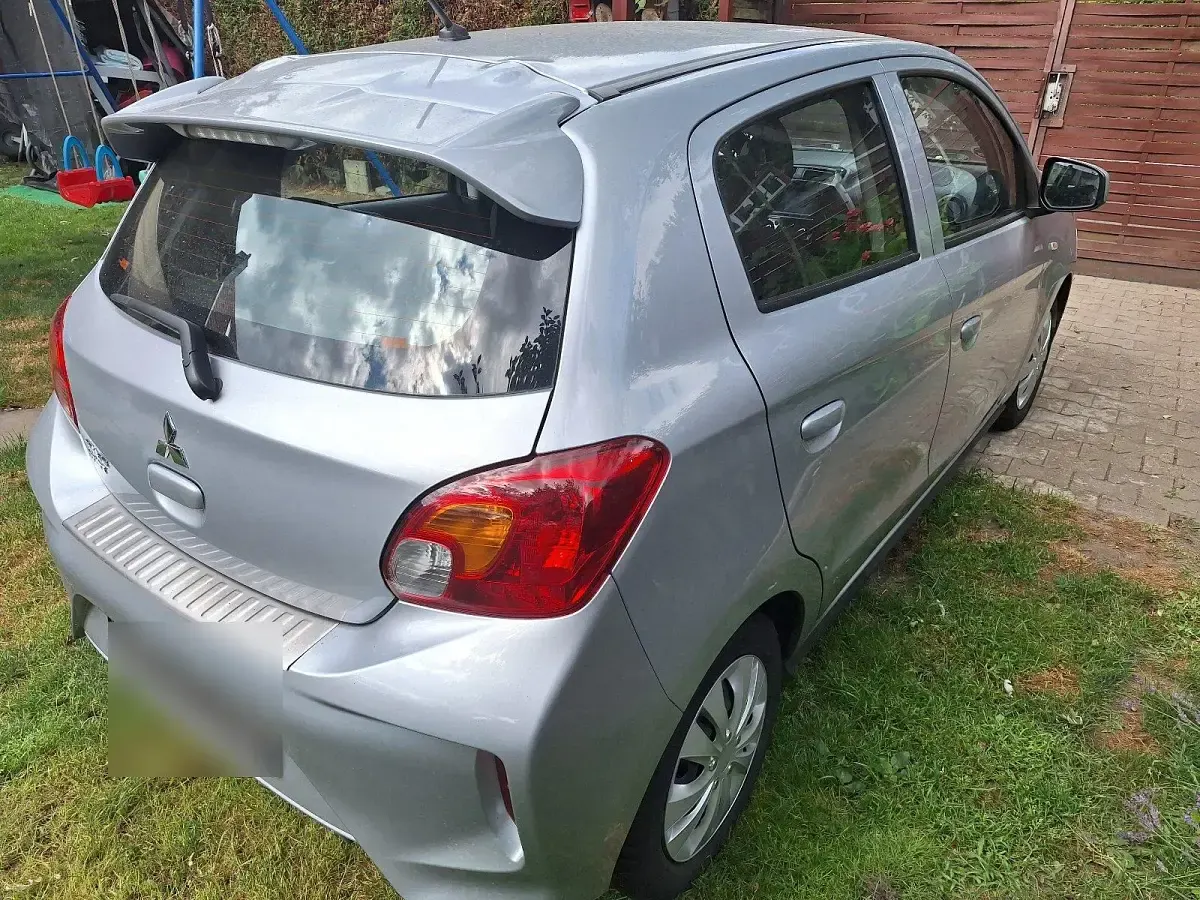 Gebraucht Mitsubishi Space Star Select 71 PS (52 kW) 2023 Silber Kleinwagen