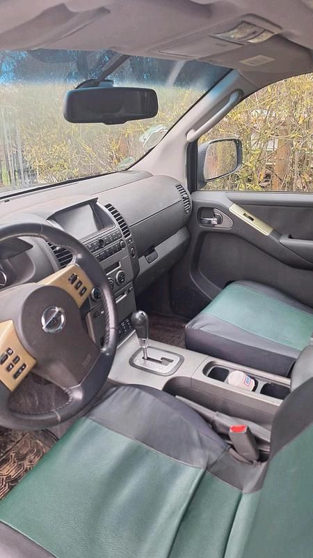 Gebraucht Nissan Pathfinder 171 PS (125 kW) 2009 Schwarz SUV