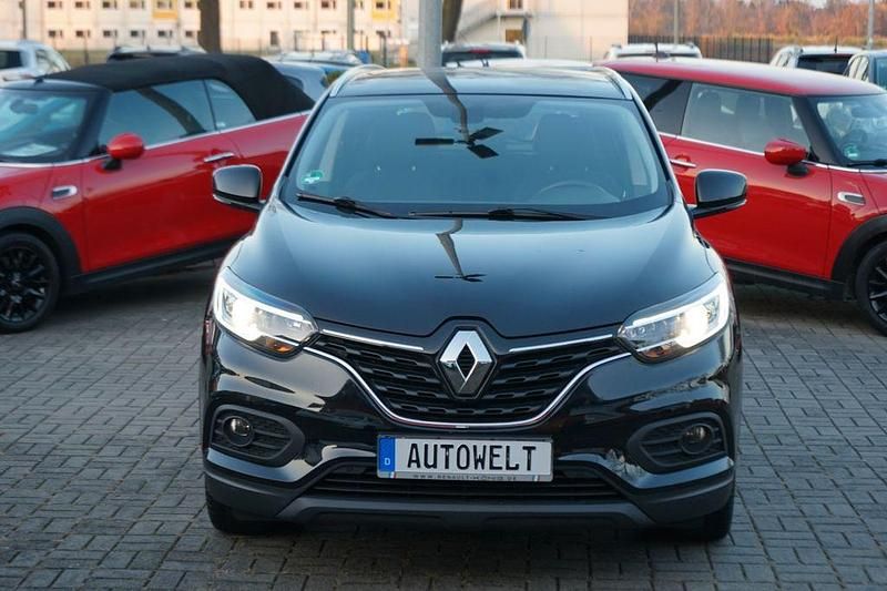Gebraucht Renault Kadjar LIMITED 140 PS (102 kW) 2019 Schwarz SUV